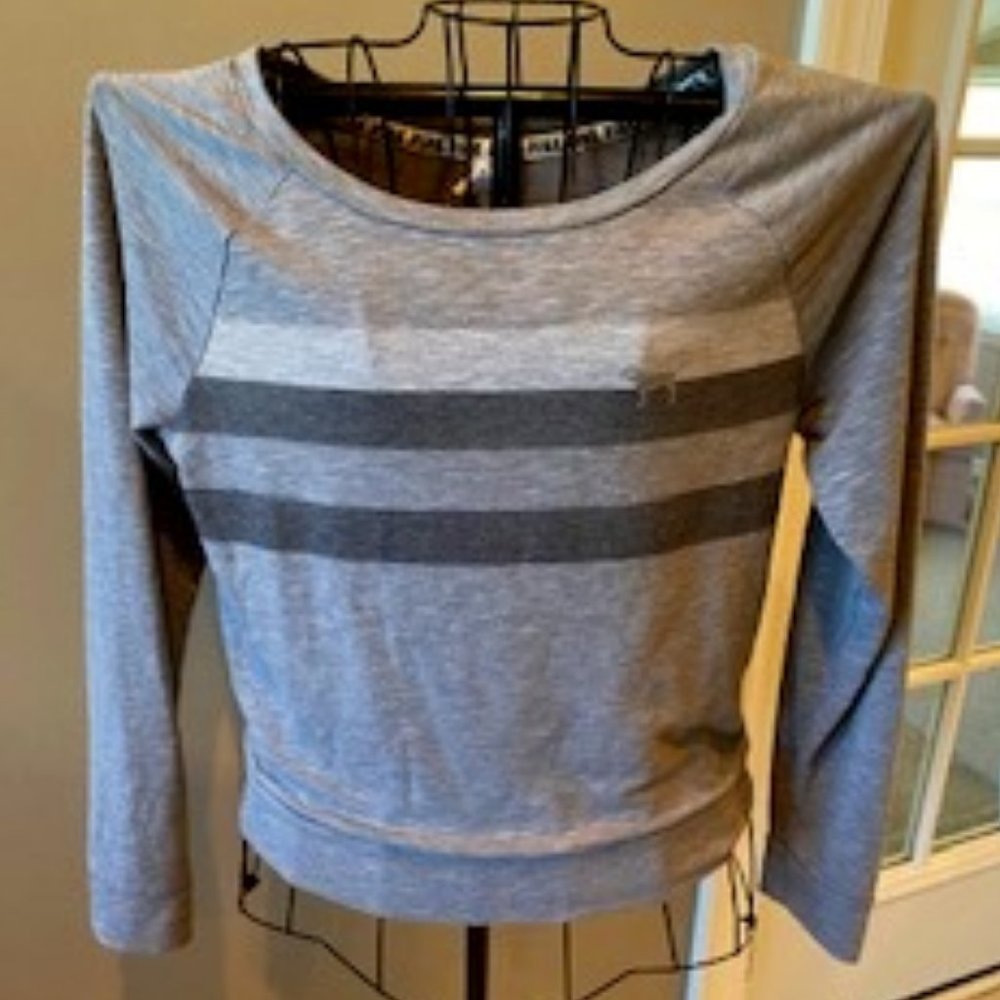 PINK VICTORIA SECRET GRAY STRIPED SHIRT SZ S